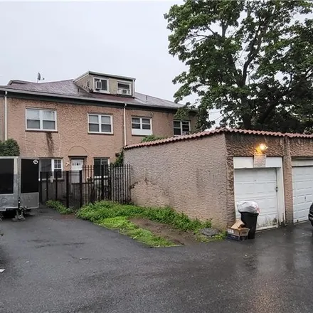 Buy this 5 bed townhouse on 173 Pelham Road in Isle of San Souci, City of New Rochelle