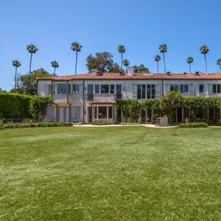 Rent this 9 bed house on 706 North Canon Drive in Beverly Hills, CA 90210