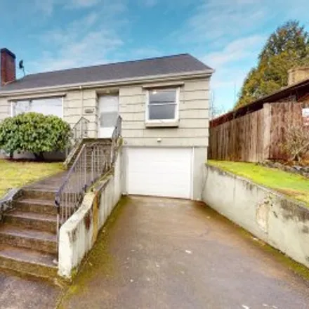 Buy this 3 bed apartment on 4801 Northeast 42Nd Avenue in Central Northeast Portland, Portland