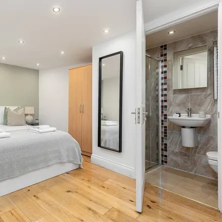 Rent this 2 bed apartment on London in NW1 9PS, United Kingdom
