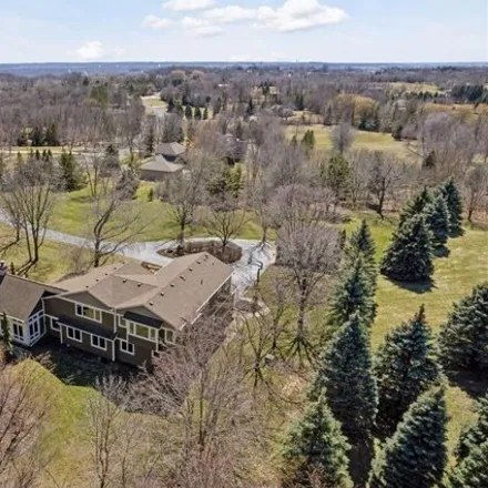 Image 4 - 9449 Foxford Road, Chanhassen, MN 55317, USA - House for sale