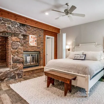 Rent this 4 bed house on Whitesboro