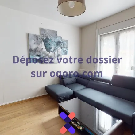Rent this 5 bed apartment on 1 Rue de la Concorde in 59100 Roubaix, France