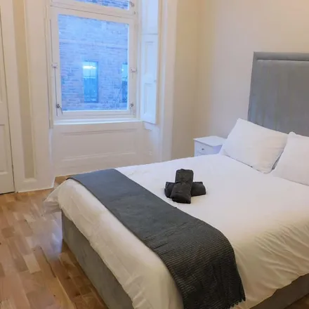Rent this 3 bed apartment on Glasgow City in G3 6RN, United Kingdom