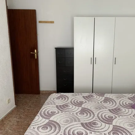 Image 4 - Calle de Alejandro Sánchez, 20, 28019 Madrid, Spain - Room for rent