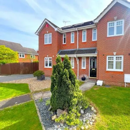 Rent this 3 bed townhouse on 81 Saffron Way in Whiteley, PO15 7LN