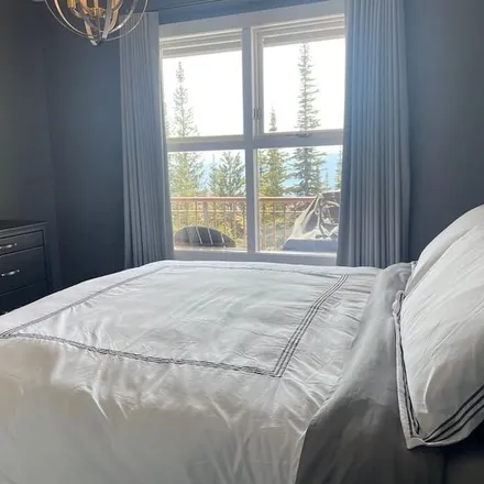 Rent this 2 bed condo on Vernon in BC V1B 3Y8, Canada