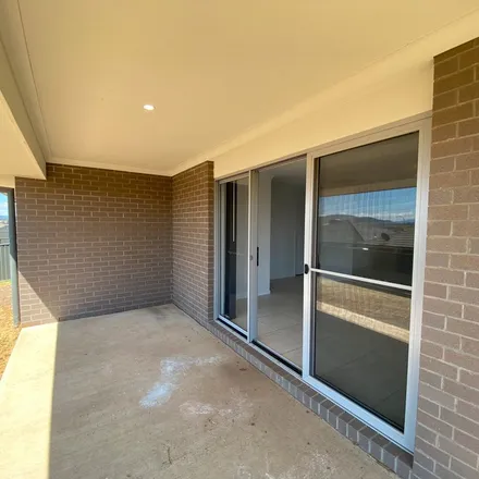 Rent this 4 bed apartment on Magpie Drive in Tamworth NSW 2340, Australia