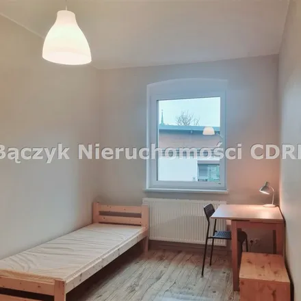 Rent this 1 bed apartment on Peron 1 in Bohaterów Getta Warszawskiego, 44-102 Gliwice