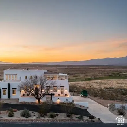 Buy this 6 bed house on West Skyking Drive in Washington County, UT