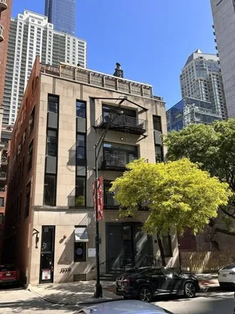 Buy this 3 bed condo on 24 West Erie Street in Chicago, IL 60610