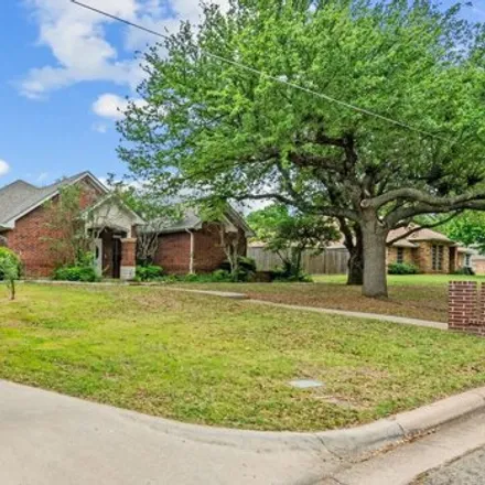 Buy this 3 bed house on 1821 Quail Run Drive in Corinth, TX 76208