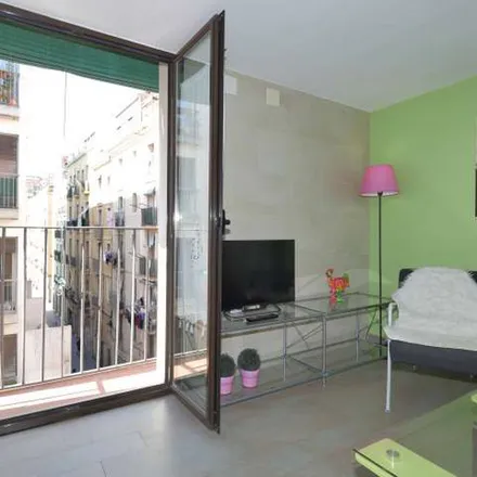 Image 4 - Pista poliesportiva Aurora, Carrer de l'Aurora, 08001 Barcelona, Spain - Apartment for rent