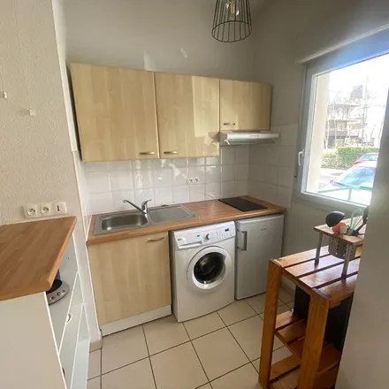 Rent this 2 bed apartment on 100 Rue des Hautes Marches in 37520 La Riche, France