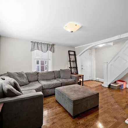 Image 6 - 72 Dorchester Street, Boston, MA 02127, USA - Apartment for rent