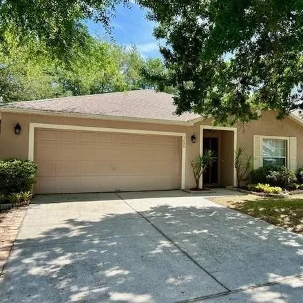 Rent this 4 bed house on 1095 Singleton Circle in Groveland, FL 34736