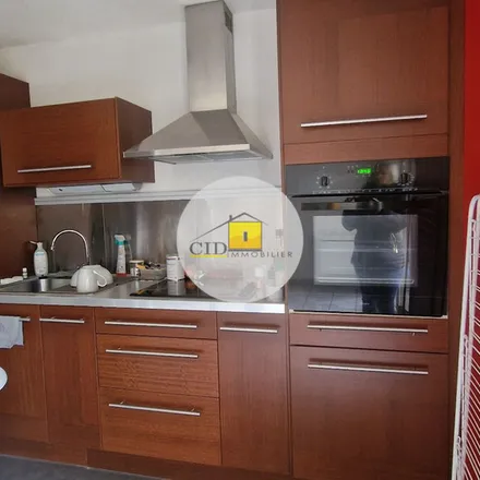 Rent this 2 bed apartment on 33 Rue Varichon in 69008 Lyon, France