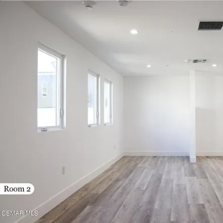Image 7 - 637 West 9th Street, Los Angeles, CA 90731, USA - House for sale