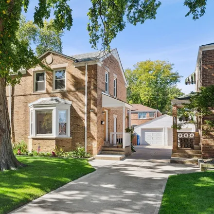 Buy this 3 bed townhouse on 3936 North Melvina Avenue in Chicago, IL 60630