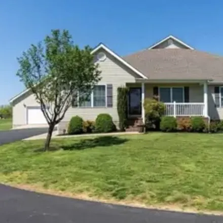 Buy this 5 bed house on 10061 Childress Road in McCracken County, KY 42086
