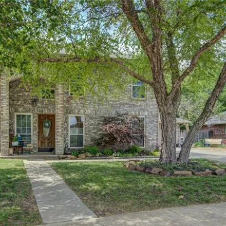 Buy this 4 bed house on 1332 Quail Hollow Drive in Norman, OK 73072