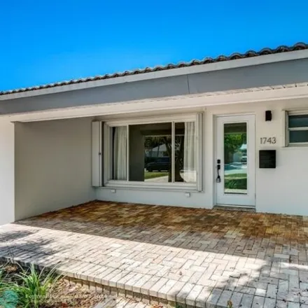 Image 2 - 1799 Northeast 28th Street, Coral Estates, Wilton Manors, FL 33334, USA - House for sale