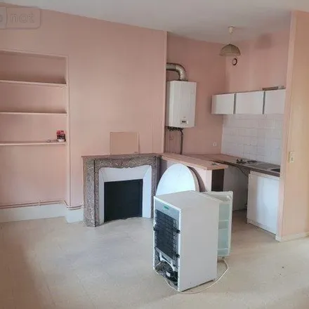 Rent this 2 bed apartment on Rampe des Gobelins in 76470 Le Tréport, France