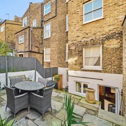 Image 3 - 27 Gunter Grove, Lot's Village, London, SW10 0UN, United Kingdom - Apartment for sale