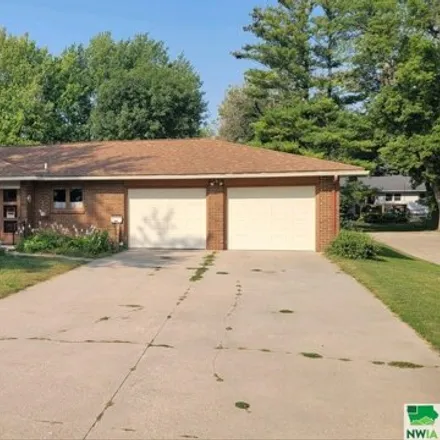 Buy this 3 bed house on 20 12th Street Southwest in Sioux Center, IA 51250