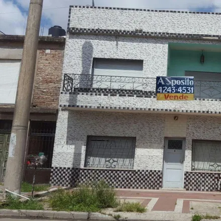 Buy this studio house on Manuel Castro 4858 in 1827 Lanús Oeste, Argentina