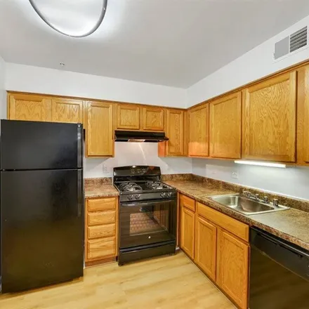 Image 1 - 2012 Baltimore Road, Rockville, MD 20851, USA - Apartment for rent