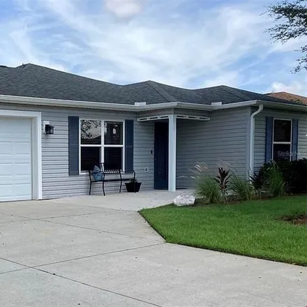 Buy this 2 bed house on 873 Nash Loop in The Villages, FL 32163