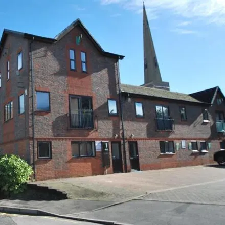 Rent this 1 bed room on St Giles Court in 1-4 Southampton Street, Katesgrove