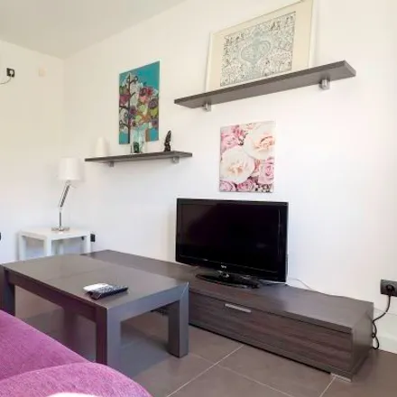 Image 4 - Carrer de Manso, 58, 08001 Barcelona, Spain - Apartment for rent