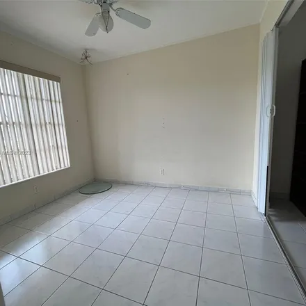 Image 4 - 12821 Southwest 43rd Drive, Miami-Dade County, FL 33175, USA - Apartment for rent