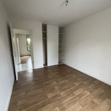 Rent this 3 bed apartment on 50 Route de Nantes in 49610 Mûrs-Erigné, France