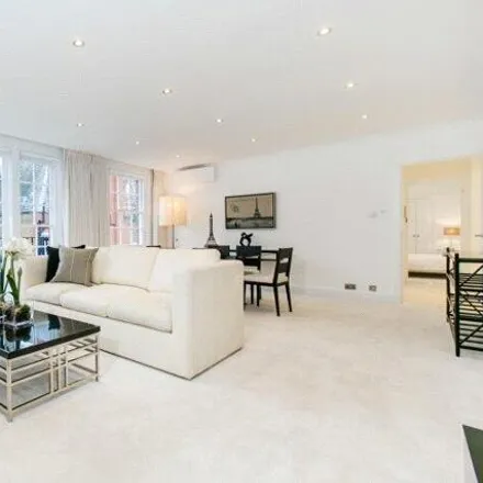 Rent this 2 bed room on Park Mount Lodge in 12-14 Reeves Mews, London