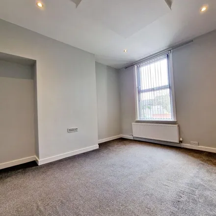 Rent this 1 bed apartment on University of Central Lancashire in Ladywell Street, Preston