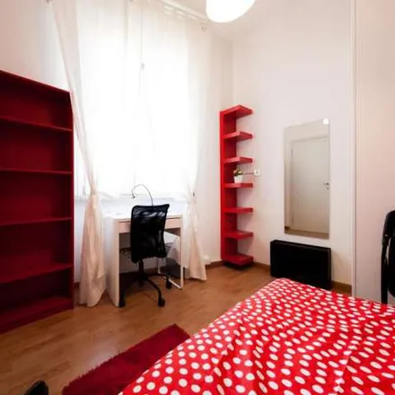 Image 2 - Piazza Trento e Trieste, 40137 Bologna BO, Italy - Apartment for rent