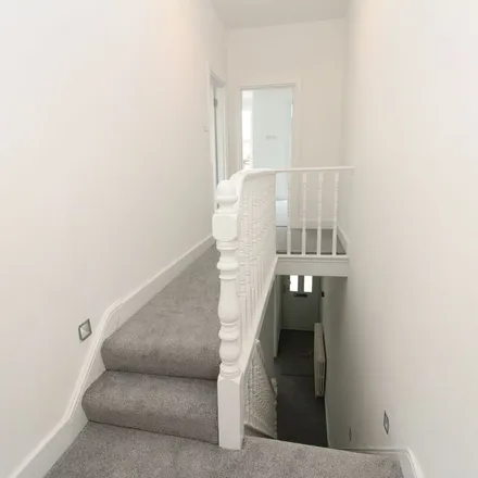 Image 5 - New Road, Woolwich Road, London, SE2 0AR, United Kingdom - Apartment for rent