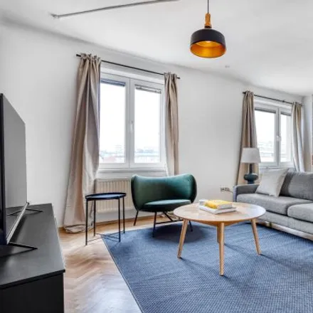 Rent this 3 bed apartment on Crazy Sun Sonnenstudio in Gudrunstraße, 1100 Vienna