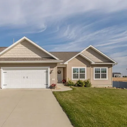 Buy this 4 bed house on 4835 Yellowstone Drive in Waterloo, IA 50701