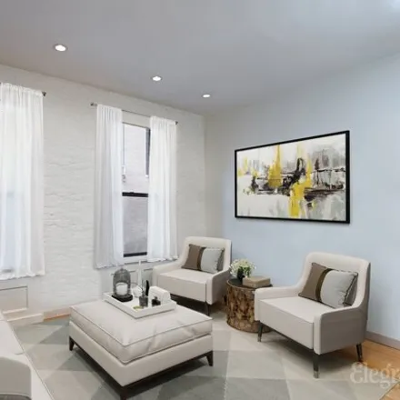 Image 4 - 340 West 19th Street, New York, NY 10011, USA - Apartment for sale