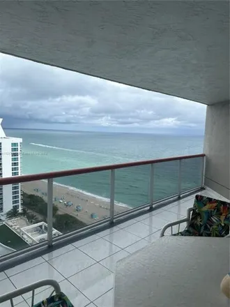 Image 3 - The Sterling Condos, 6767 Collins Avenue, Atlantic Heights, Miami Beach, FL 33141, USA - Condo for rent