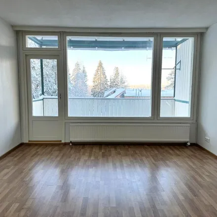 Rent this 3 bed apartment on Pyhäselänkatu 21 in 80220 Joensuu, Finland