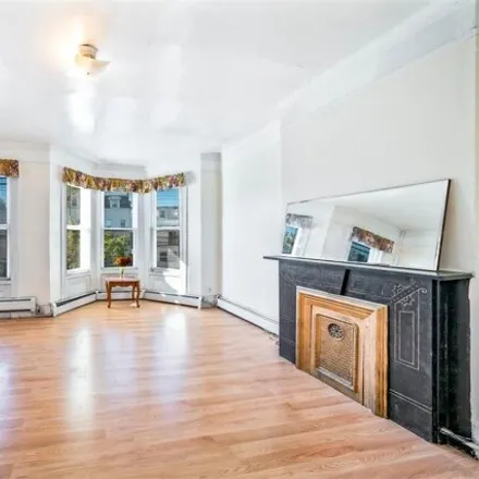 Image 3 - 242a Palisade Ave, Jersey City, New Jersey, 07306 - House for sale