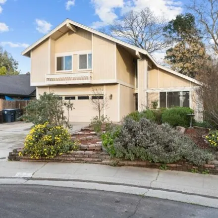 Buy this 4 bed house on 6025 Centurion Circle in Citrus Heights, CA 95621