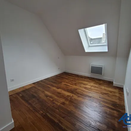 Rent this 2 bed apartment on 9 Rue du Tribunal in 56300 Pontivy, France