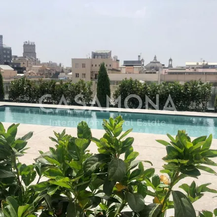 Rent this 1 bed apartment on Banco Español de Crédito (Banesto) in Plaça de Catalunya, 10