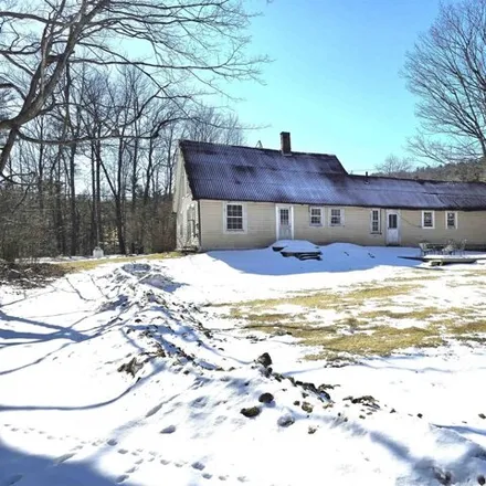 Buy this 4 bed house on 1063 Vermont Route 131 in Amsden, Weathersfield